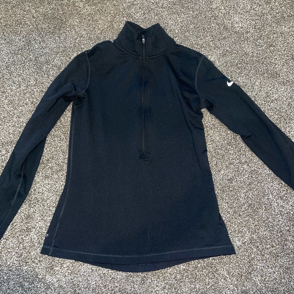 Nike pro women’s quarter zip